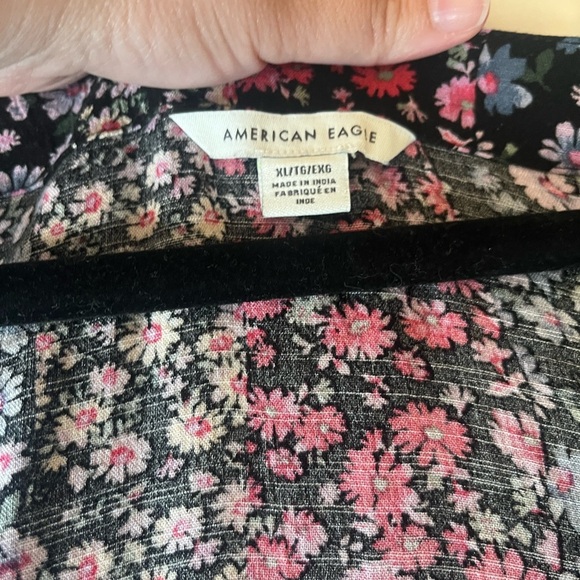 American Eagle Floral Ombré Long Sleeve Blouse Size XL - Picture 6 of 7